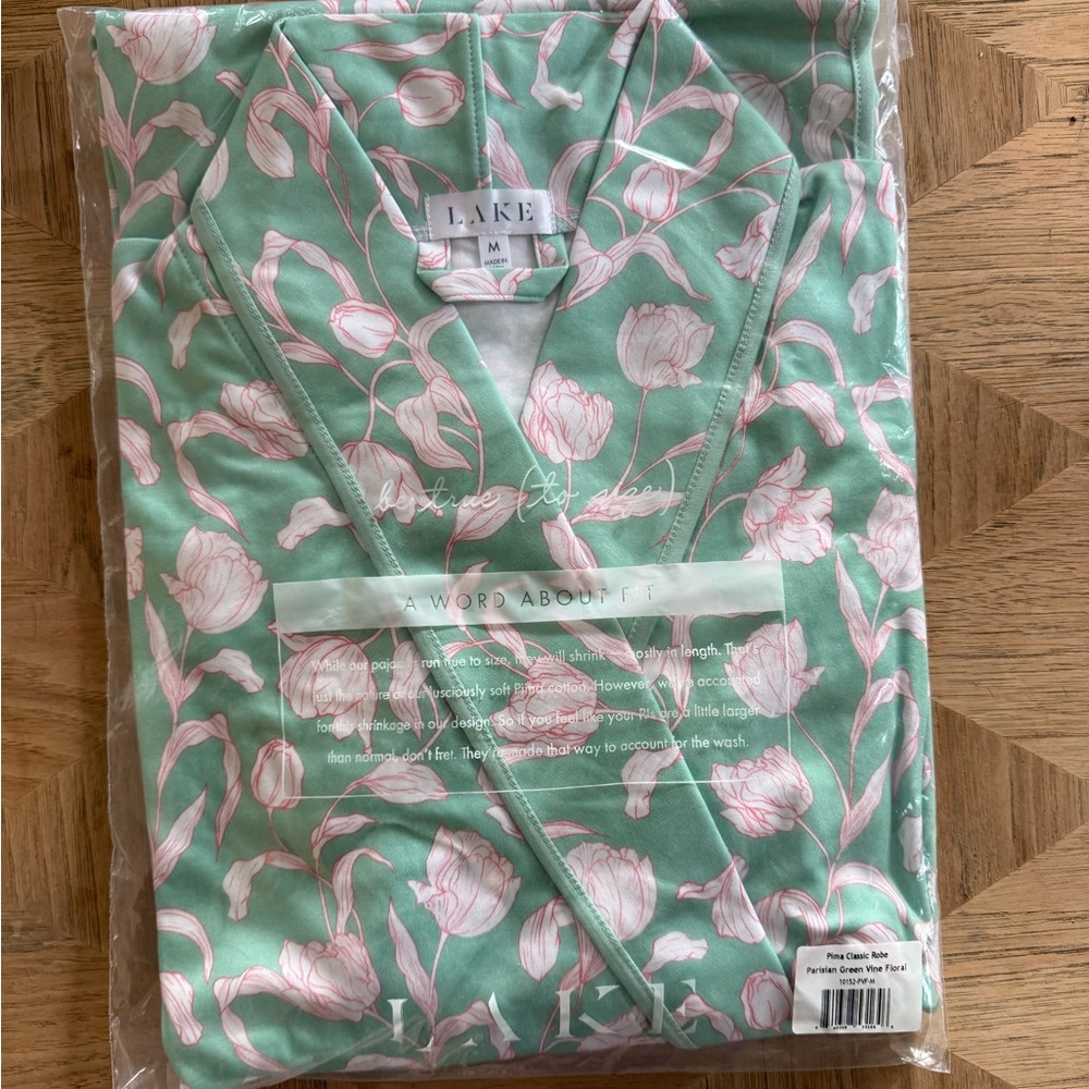 LAKE Green Floral Robe